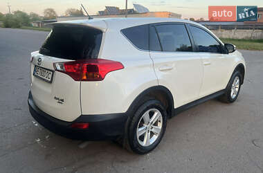 Внедорожник / Кроссовер Toyota RAV4 2013 в 
