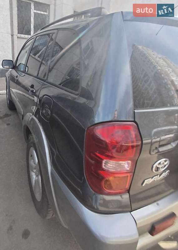 Внедорожник / Кроссовер Toyota RAV4 2003 в Киеве фото 3 Внедорожник / Кроссовер Toyota RAV4 2003 в Киеве