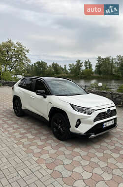 Позашляховик / Кросовер Toyota RAV4 2019 в Дніпрі