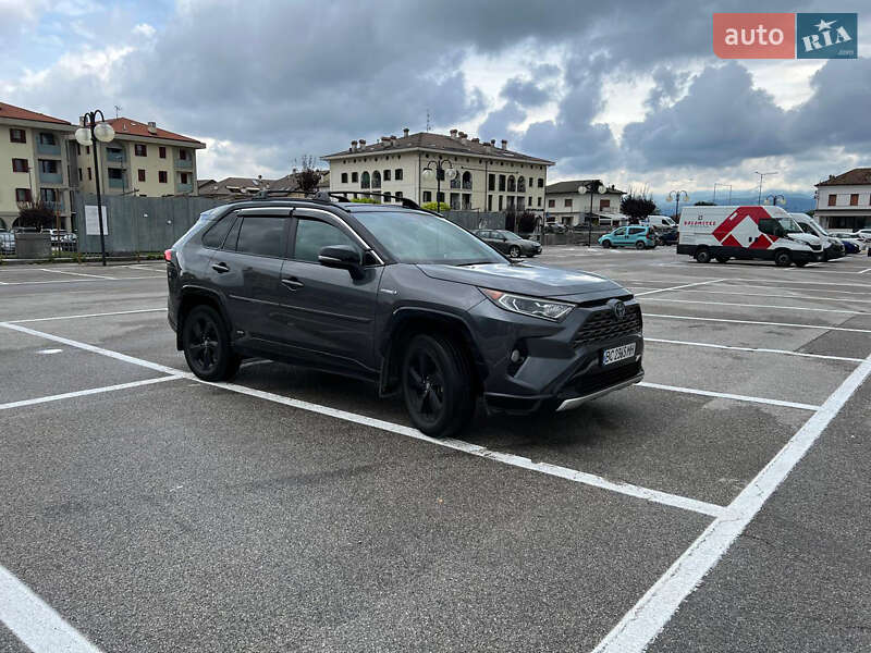 Внедорожник / Кроссовер Toyota RAV4 2019 в Львове