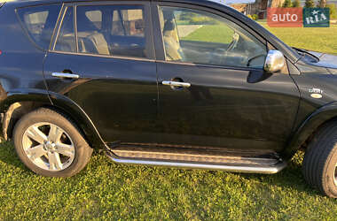 Позашляховик / Кросовер Toyota RAV4 2006 в 