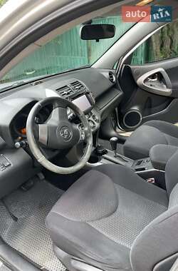 Внедорожник / Кроссовер Toyota RAV4 2007 в 