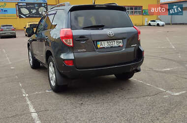 Внедорожник / Кроссовер Toyota RAV4 2008 в 