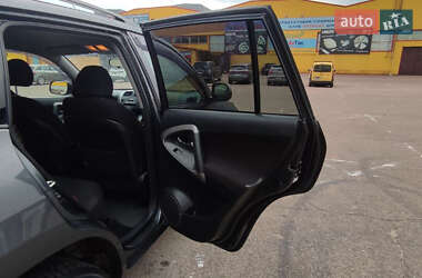 Внедорожник / Кроссовер Toyota RAV4 2008 в 