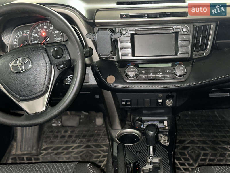 Внедорожник / Кроссовер Toyota RAV4 2013 в Борисполе