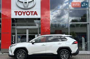 Внедорожник / Кроссовер Toyota RAV4 2022 в 