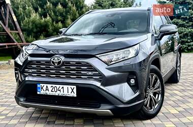 Позашляховик / Кросовер Toyota RAV4 2022 в Дніпрі