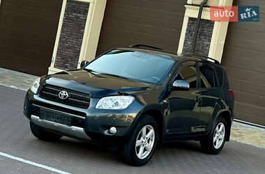 Внедорожник / Кроссовер Toyota RAV4 2007 в 