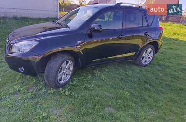 Внедорожник / Кроссовер Toyota RAV4 2006 в 