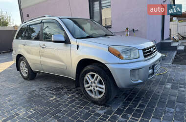 Внедорожник / Кроссовер Toyota RAV4 2003 в Виннице