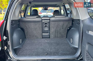 Позашляховик / Кросовер Toyota RAV4 2008 в 