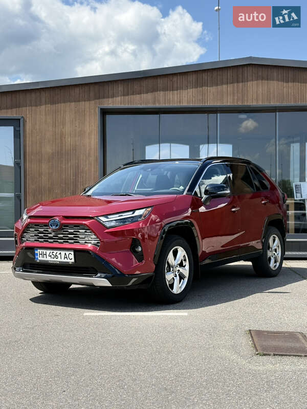 Toyota RAV4 2021