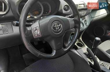 Внедорожник / Кроссовер Toyota RAV4 2008 в Киеве