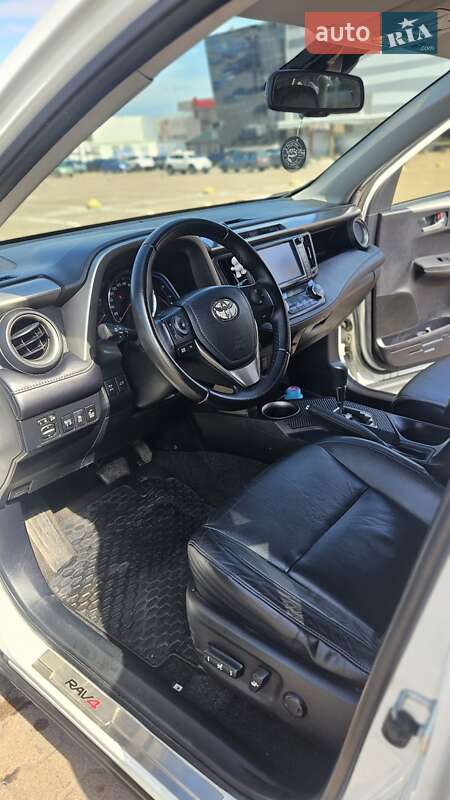 Позашляховик / Кросовер Toyota RAV4 2013 в Житомирі