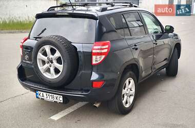 Позашляховик / Кросовер Toyota RAV4 2010 в 