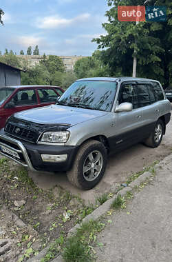 Позашляховик / Кросовер Toyota RAV4 1998 в Харкові