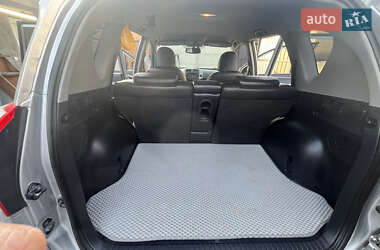 Внедорожник / Кроссовер Toyota RAV4 2013 в 