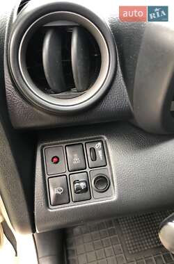 Внедорожник / Кроссовер Toyota RAV4 2008 в 