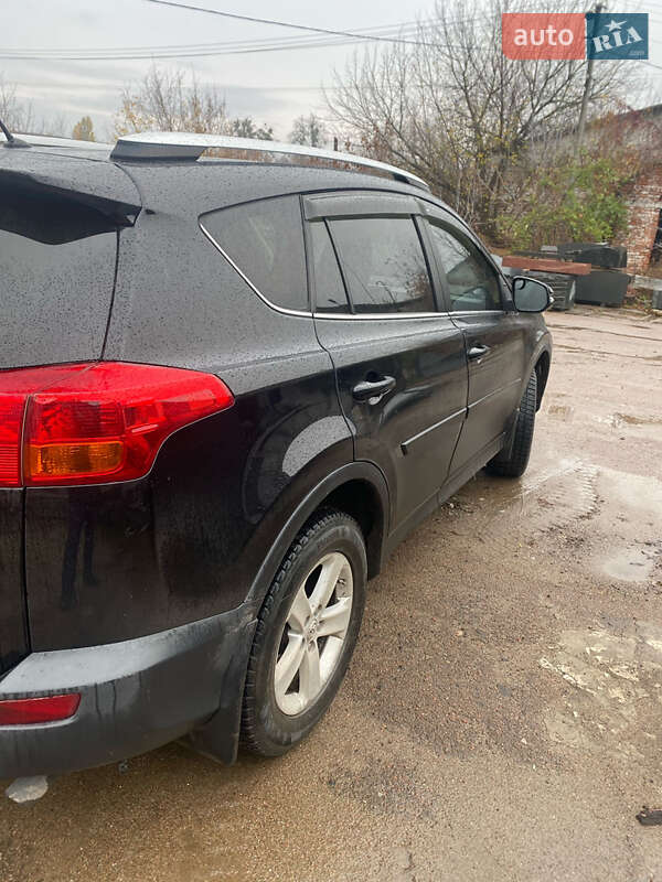 Toyota RAV4 2013