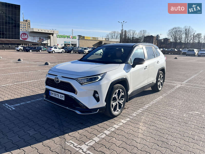 Toyota RAV4 2021