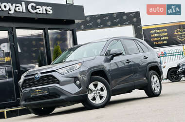Позашляховик / Кросовер Toyota RAV4 2021 в Харкові