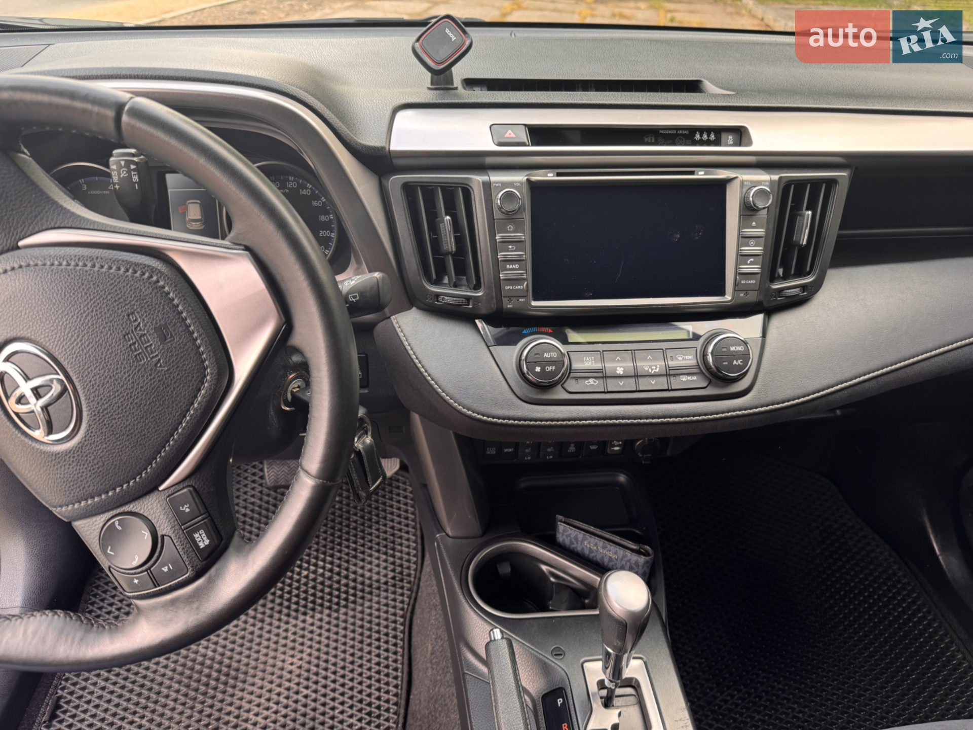 2016 Toyota RAV 4 - мініатюра 13