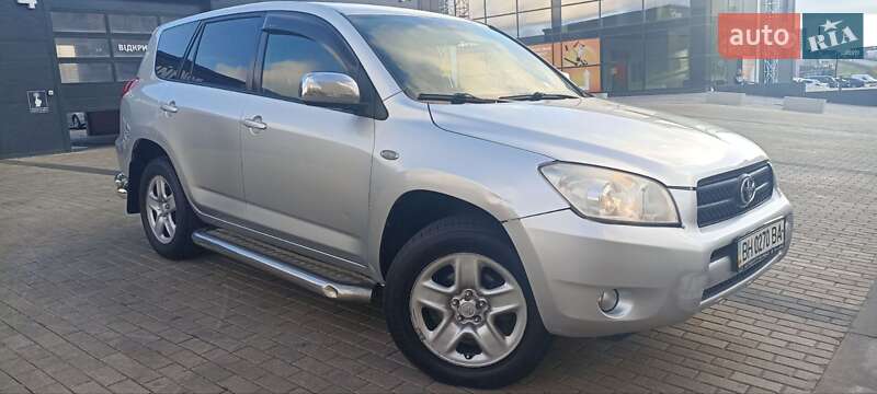 Внедорожник / Кроссовер Toyota RAV4 2006 в Одессе