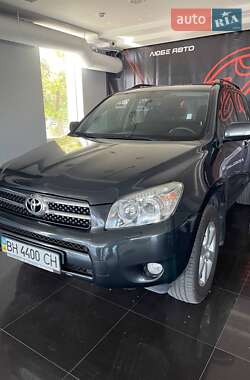 Позашляховик / Кросовер Toyota RAV4 2008 в 