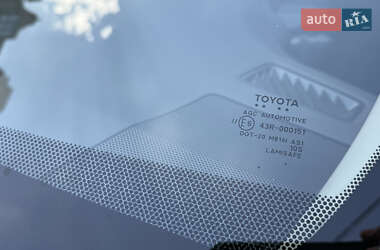 Внедорожник / Кроссовер Toyota RAV4 2020 в 