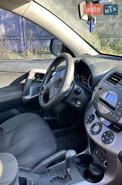 Внедорожник / Кроссовер Toyota RAV4 2007 в Киеве