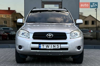 Внедорожник / Кроссовер Toyota RAV4 2006 в 
