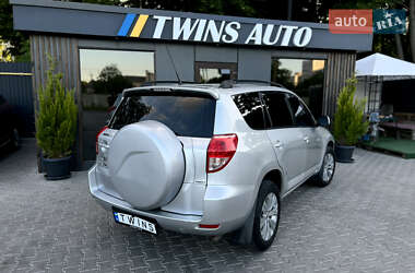 Внедорожник / Кроссовер Toyota RAV4 2006 в 