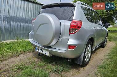 Внедорожник / Кроссовер Toyota RAV4 2008 в 