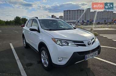 Внедорожник / Кроссовер Toyota RAV4 2013 в 
