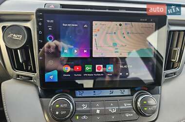 Внедорожник / Кроссовер Toyota RAV4 2013 в 