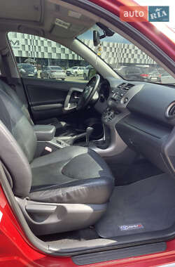 Внедорожник / Кроссовер Toyota RAV4 2008 в 