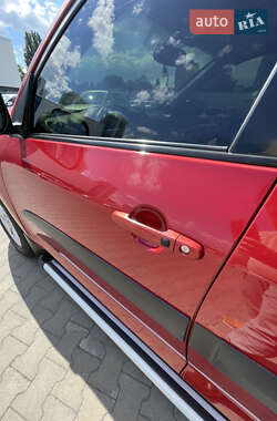 Внедорожник / Кроссовер Toyota RAV4 2008 в 