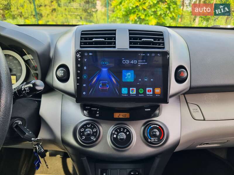 Позашляховик / Кросовер Toyota RAV4 2012 в Хмельницькому