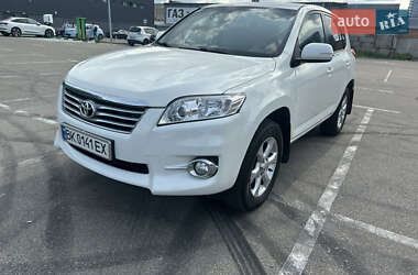 Позашляховик / Кросовер Toyota RAV4 2010 в Києві