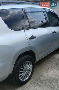Позашляховик / Кросовер Toyota RAV4 2006 в Києві