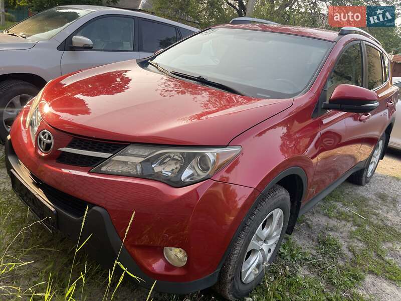 Внедорожник / Кроссовер Toyota RAV4 2015 в Харькове