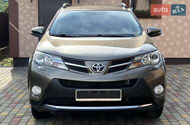 Позашляховик / Кросовер Toyota RAV4 2013 в 