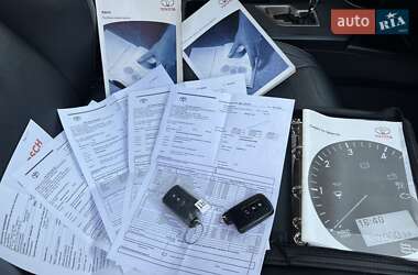Позашляховик / Кросовер Toyota RAV4 2013 в 