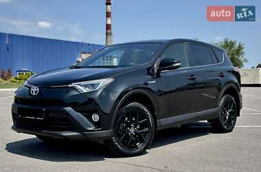 Внедорожник / Кроссовер Toyota RAV4 2018 в Днепре