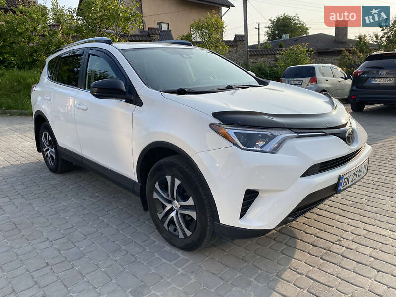Toyota RAV4 2016