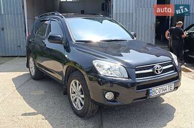 Внедорожник / Кроссовер Toyota RAV4 2007 в Стрые