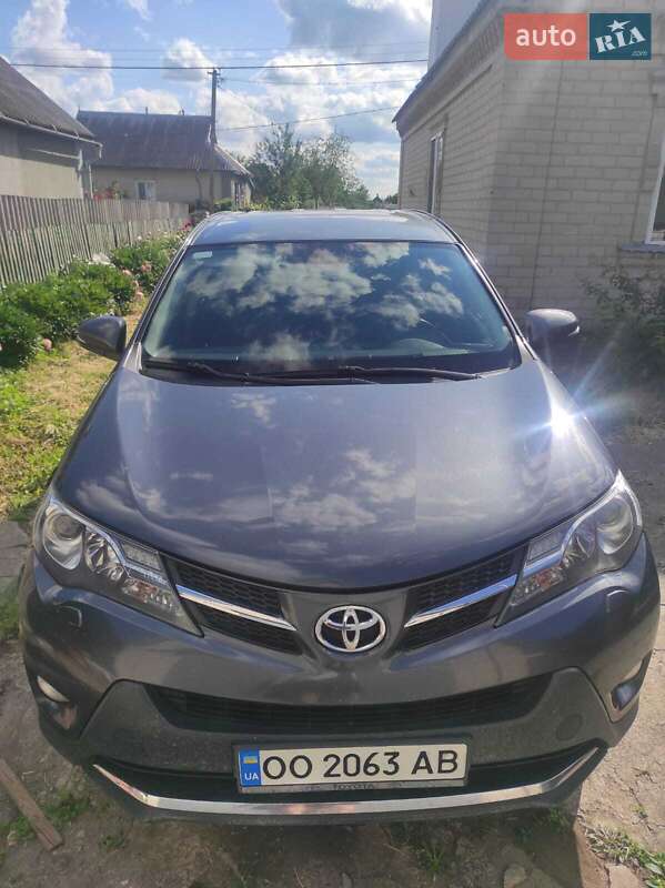 Внедорожник / Кроссовер Toyota RAV4 2014 в Днепре