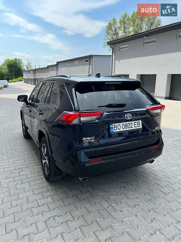 Позашляховик / Кросовер Toyota RAV4 2021 в Тернополі