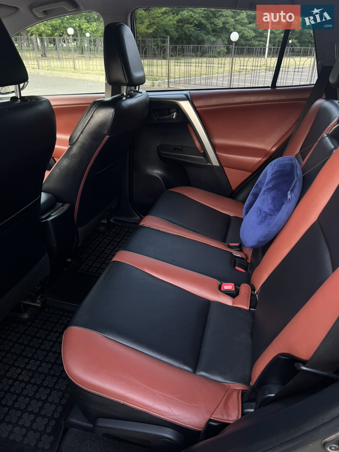 2013 Toyota RAV 4 - мініатюра 20