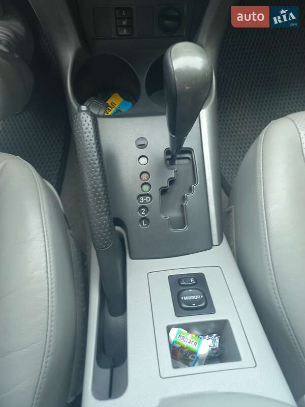 Позашляховик / Кросовер Toyota RAV4 2008 в Володимирі